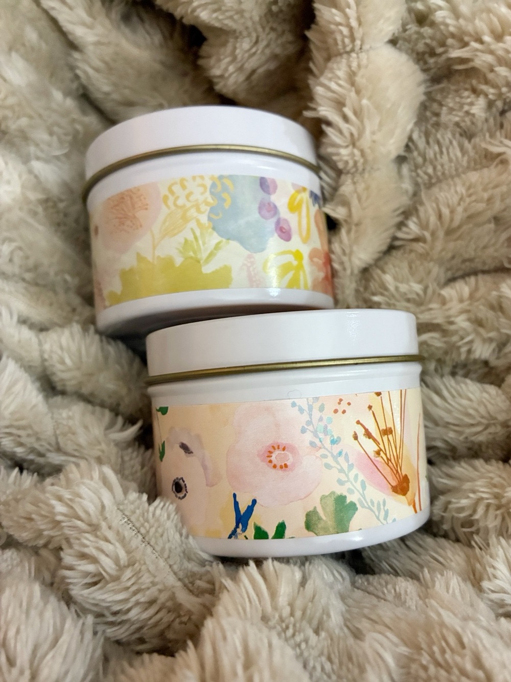 [ FIRM price ] Illume Travel Tin Candles